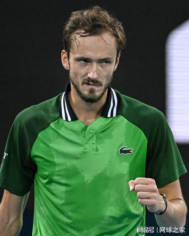 西班牙网球队绝杀欧洲网球队，梅德韦杰夫制霸全场的简单介绍