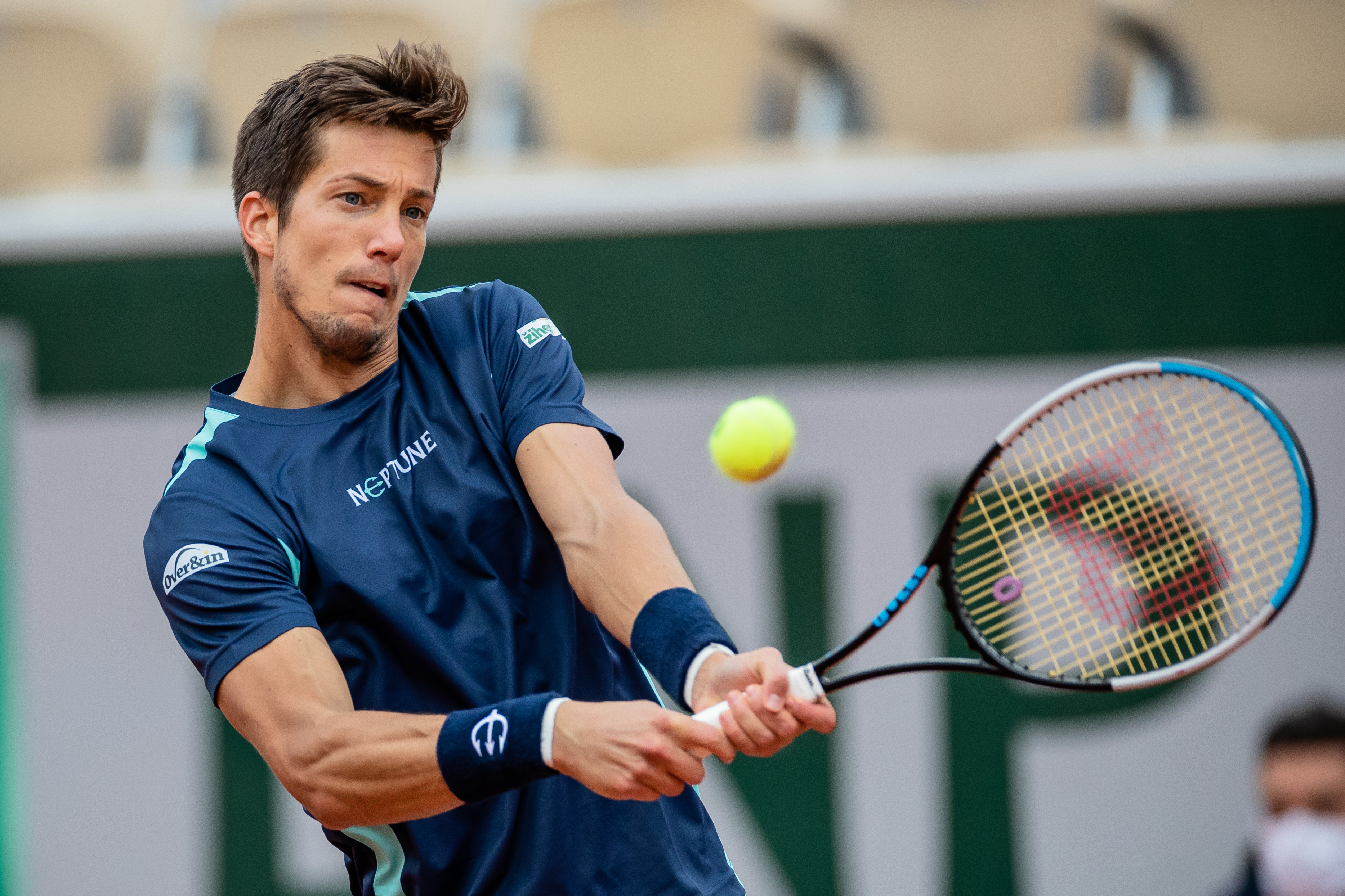 包含日本网球队强势意大利网球队,西西帕斯送出助攻的词条 包含日本网球队强势意大利网球队,西西帕斯送出助攻的词条