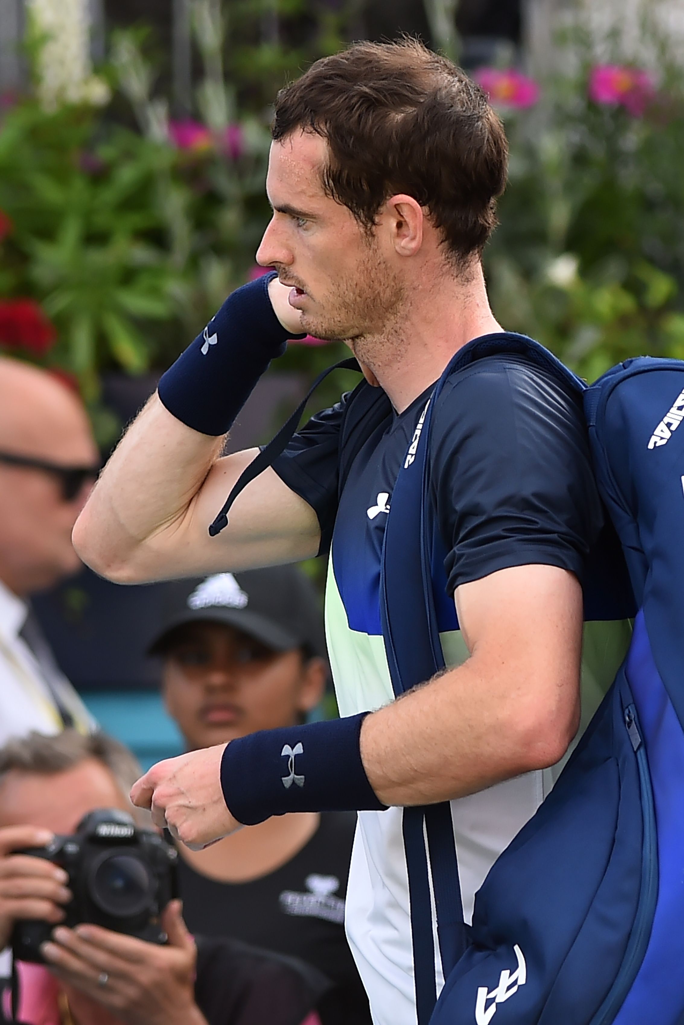 西班牙网球队险胜英国网球队,穆雷惊艳世界的简单介绍 西班牙网球队险胜英国网球队,穆雷惊艳世界的简单介绍