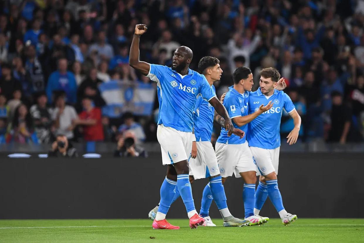 足球比赛泰国站收官,冠军产生悬念拉大的简单介绍 足球比赛泰国站收官,冠军产生悬念拉大的简单介绍