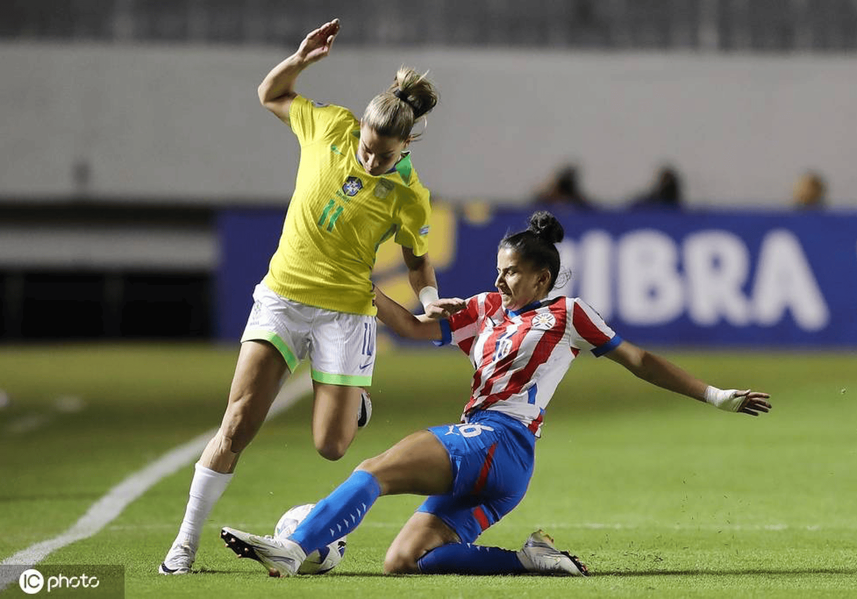 巴西女子排球队实力碾压对手，终结战斗