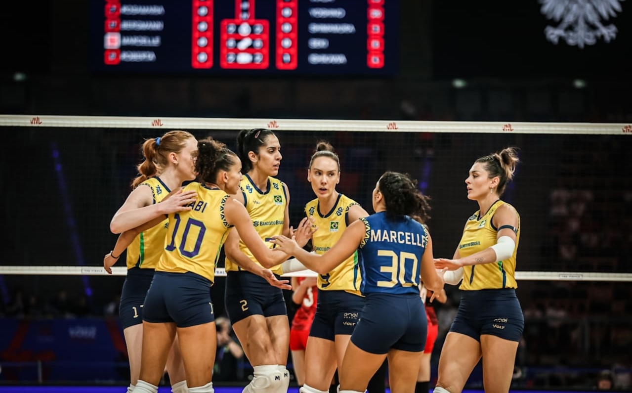 巴西女子排球队实力碾压对手，终结战斗