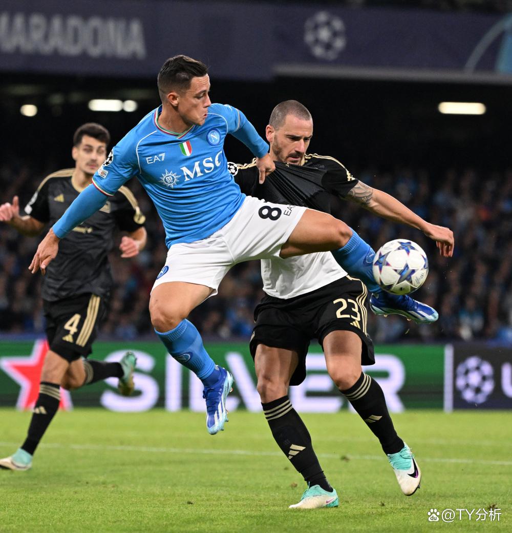 开云体育在线-那不勒斯客场横扫，轰进五球取胜