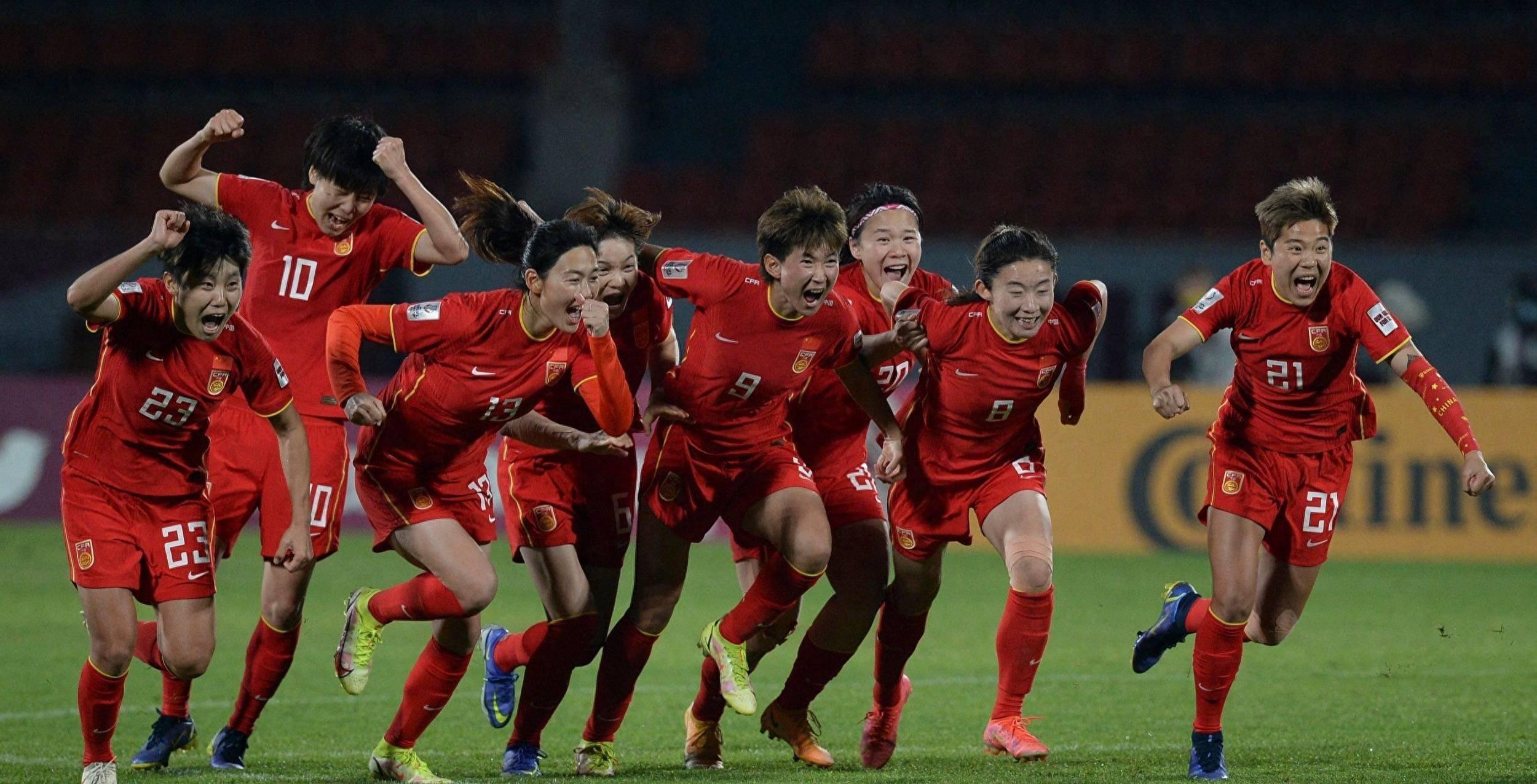 关于体育盛事报道，女足选手令人惊艳的信息