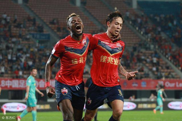 开云足球直播-包含深圳佳兆业迎战绿城，团队士气高昂的词条