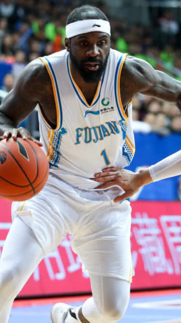 关于德国力克皇马，哈兰德三分雨点燃全场的信息