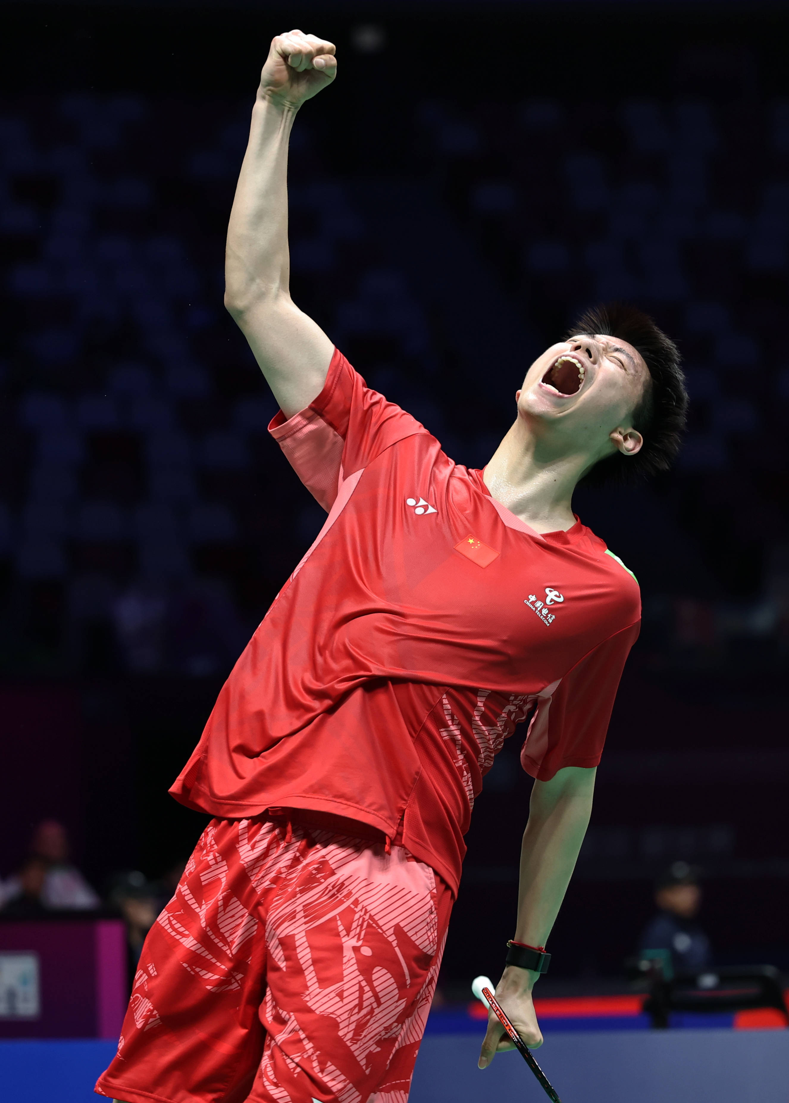 包含德国队碾压印度队，石宇奇惊艳四座的词条