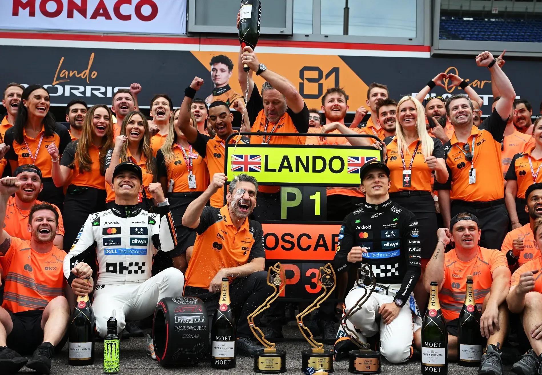 雷诺车队完胜迈凯伦，皮亚斯特里惊艳四座的简单介绍