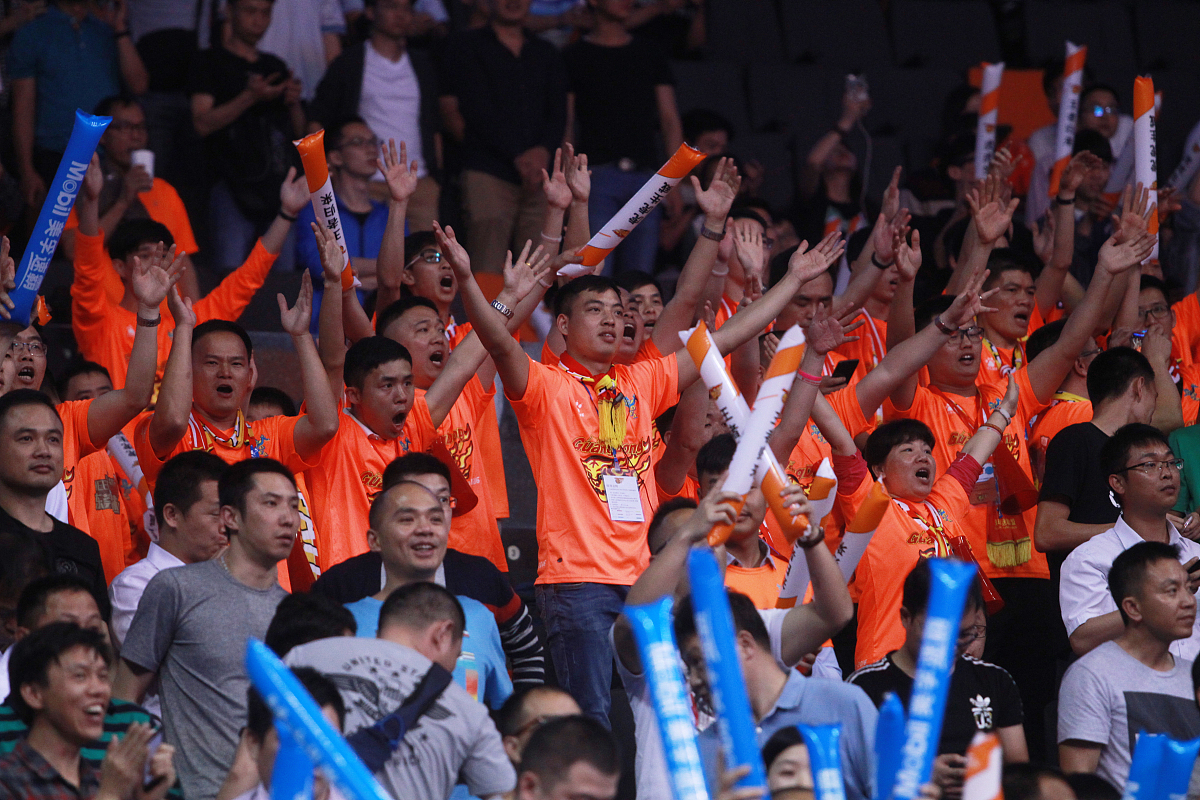 开云体育下载-关于广州队碾压国王，范弗利特统治全场的信息